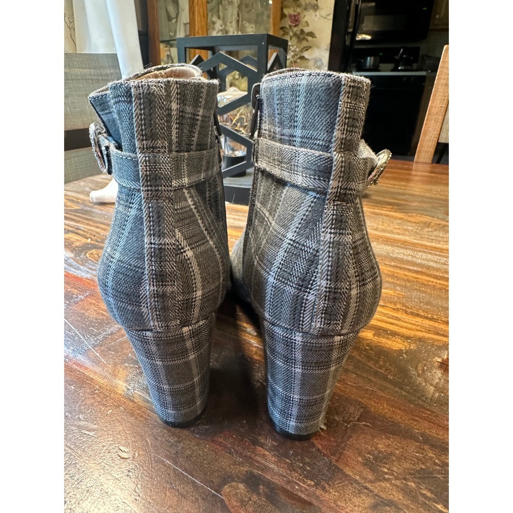 LifeStride Sparkle Grey‎ Plaid Rhinestone Buckle Ankle Boots 9W Pointed Toe Heel - Picture 7 of 10